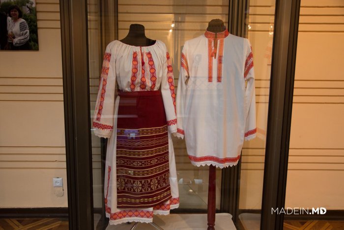 Молдавский танцевальный костюм