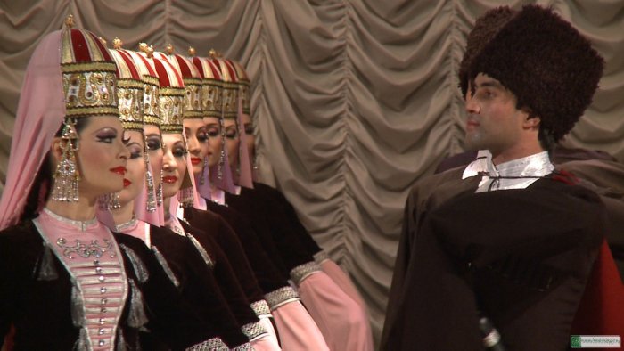 Черкесские национальные платья