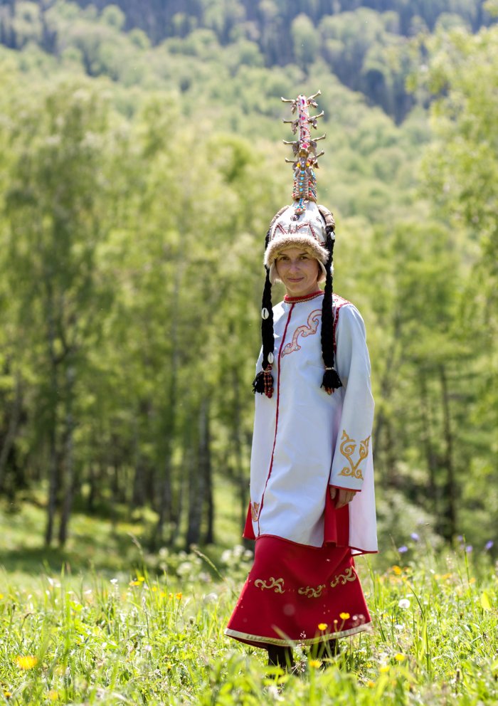 Народный национальный костюм алтайцев