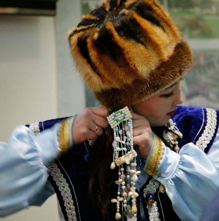 Накосные украшения алтайцев