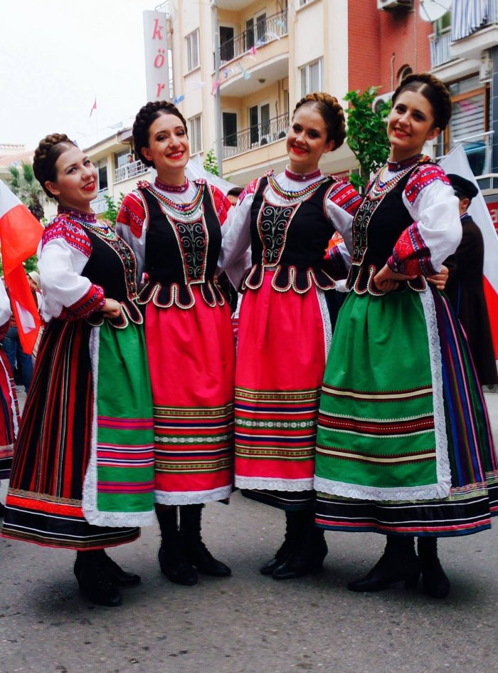 Национальный костюм Польши