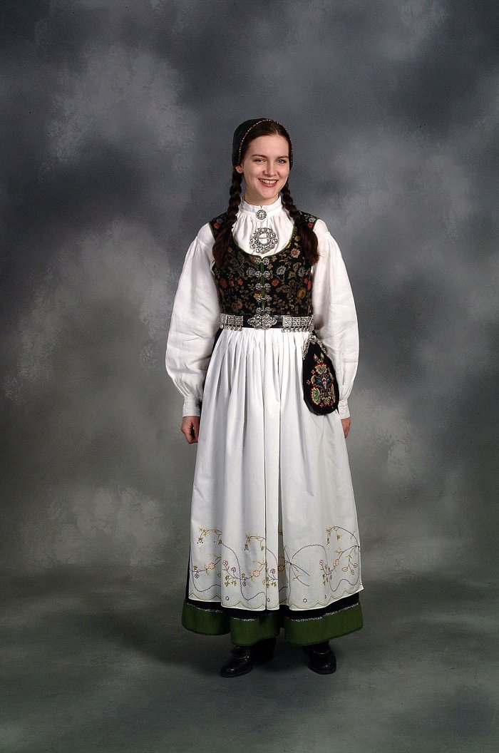 Национальный костюм Поляков