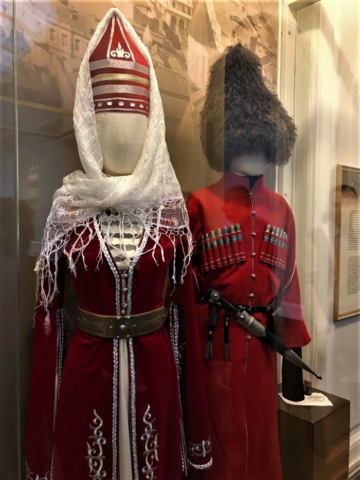 Абазины национальный костюм