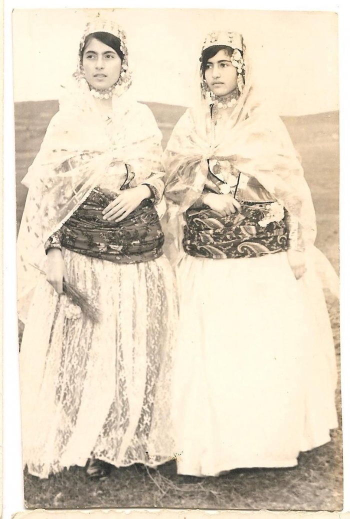 Езиды национальный костюм