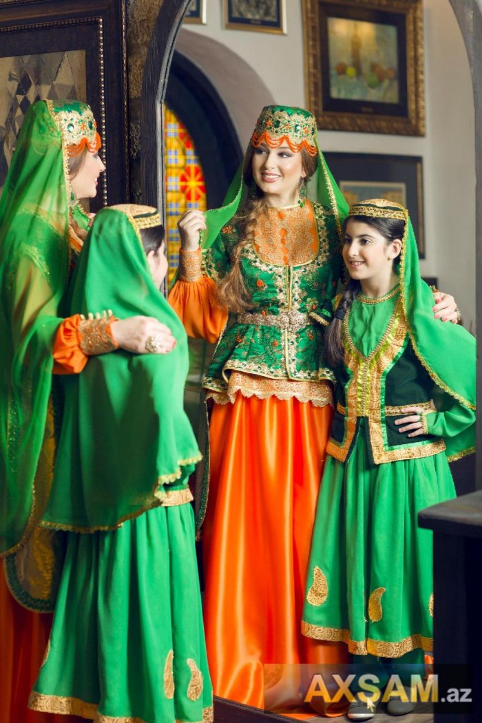 Азербайджанский национальный наряд