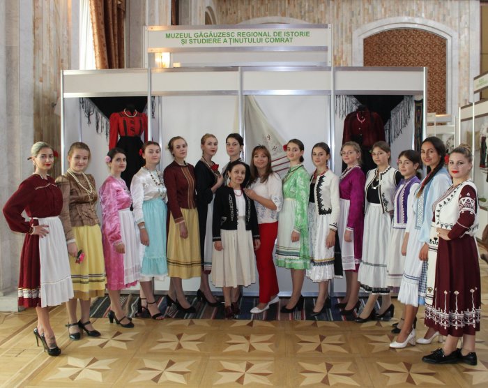 Гагаузия национальный костюм