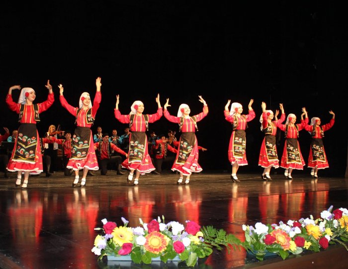 Гагаузская Национальная танцы