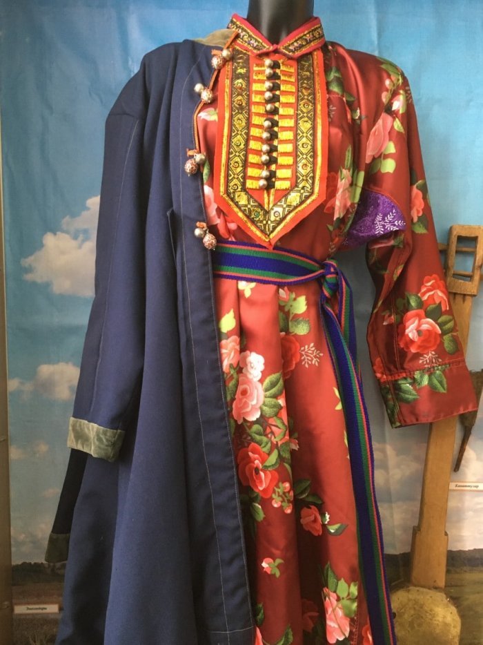 Телеуты национальный костюм