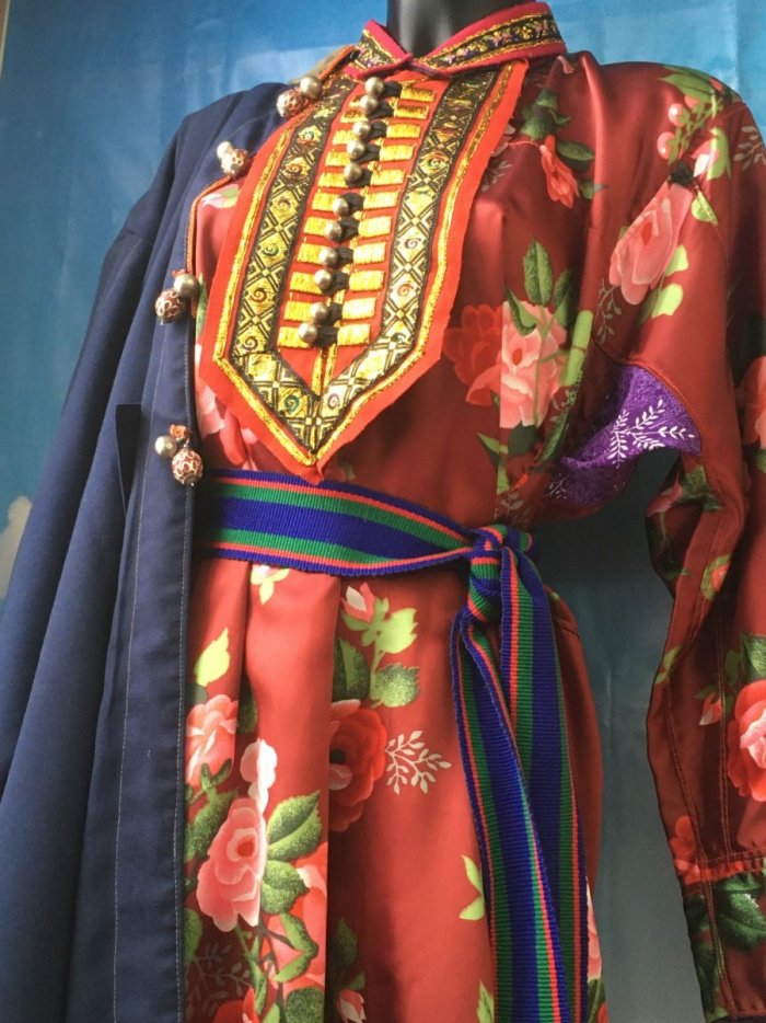 Национальные костюмы шорцев и телеутов