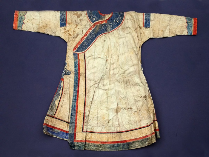 Нанайская одежда из рыбы