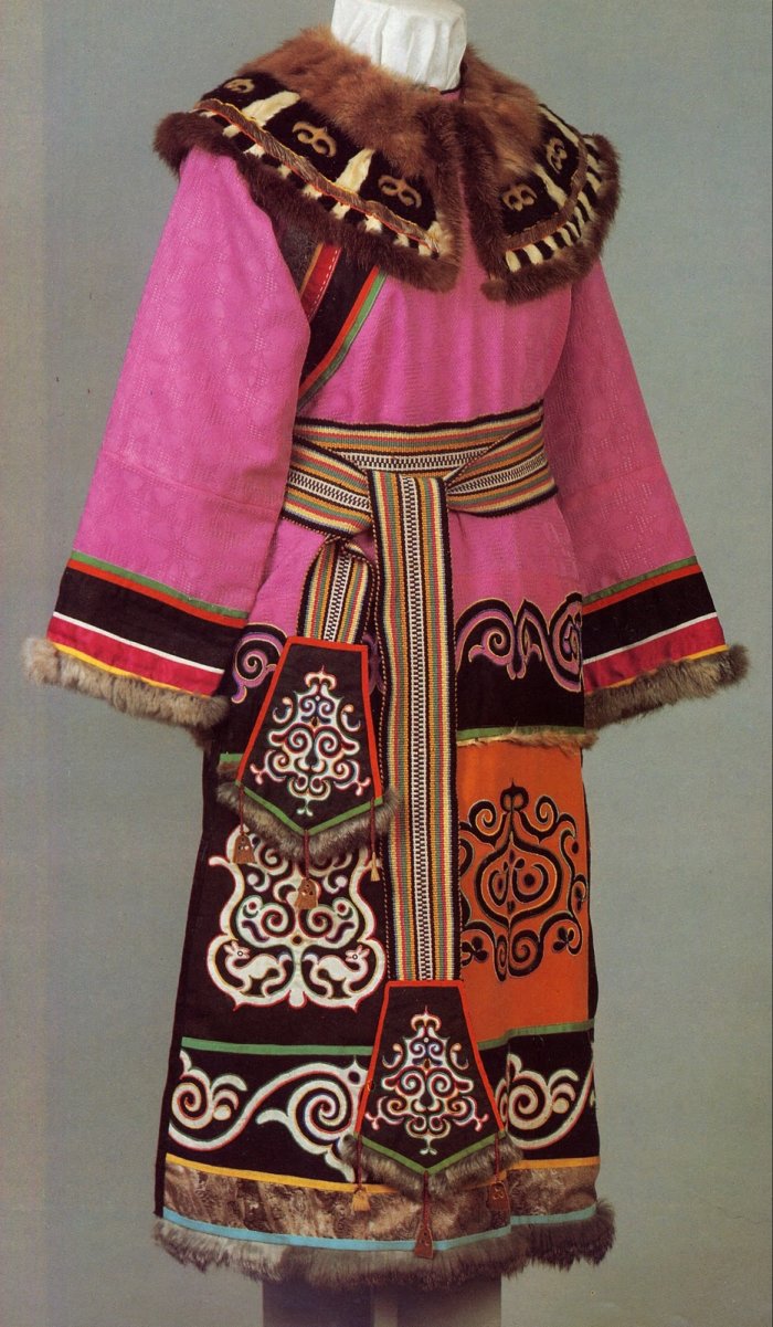Нанайский национальный костюм