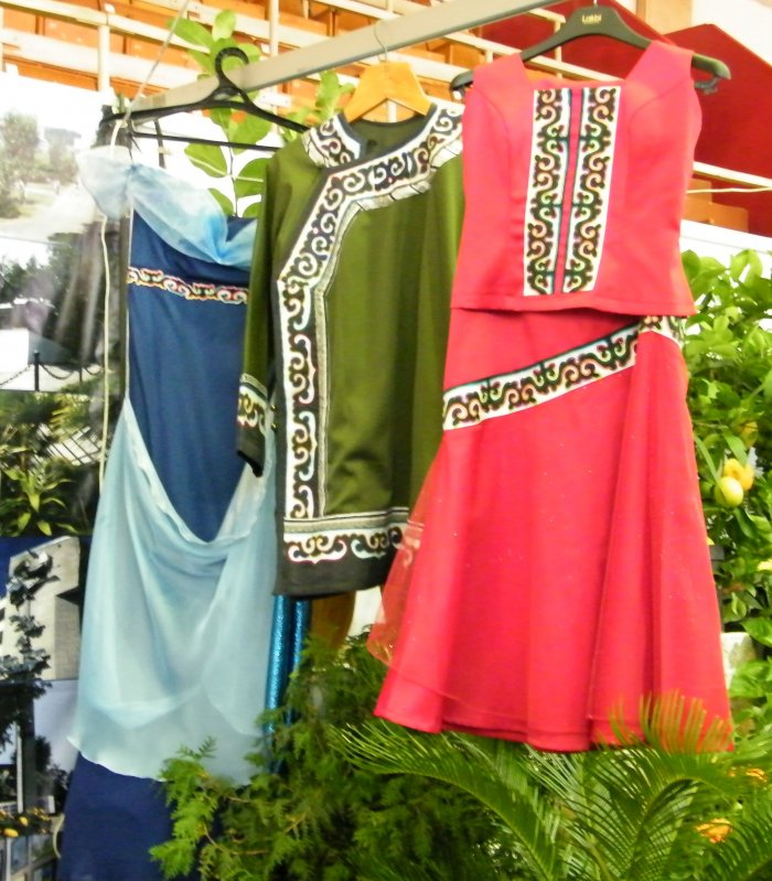 Нанайская одежда женская