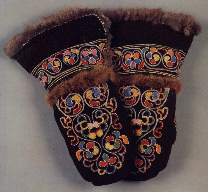 Зимняя одежда нанайцев