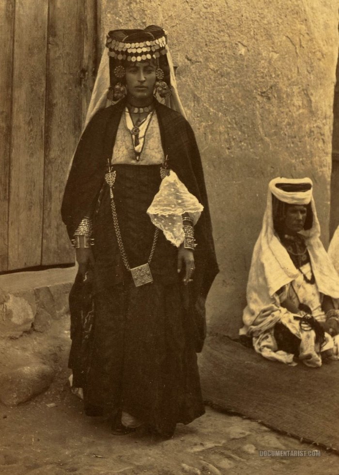 Берберы в бурнусах 19 век