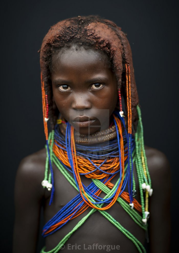 Милана певица в Анголе