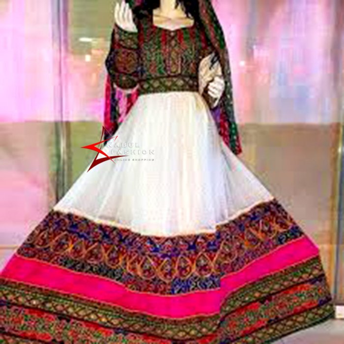 Афганский национальный костюм