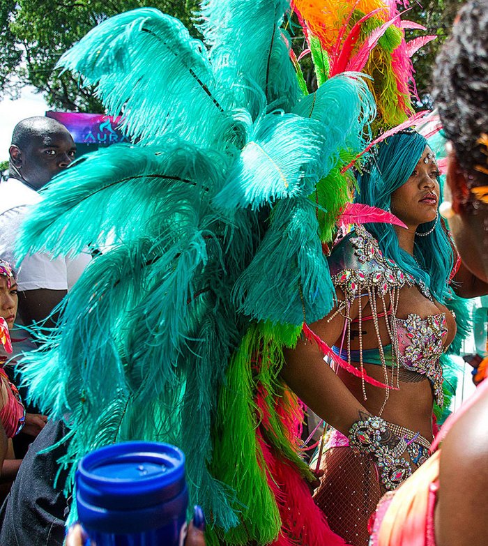 Девушки с острова Барбадос