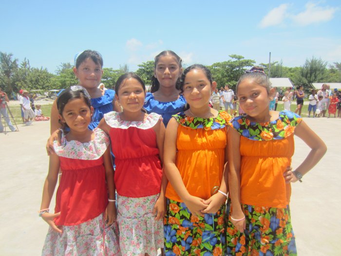 Белиз одежда