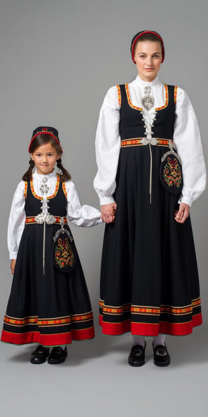 Национальный костюм Дании