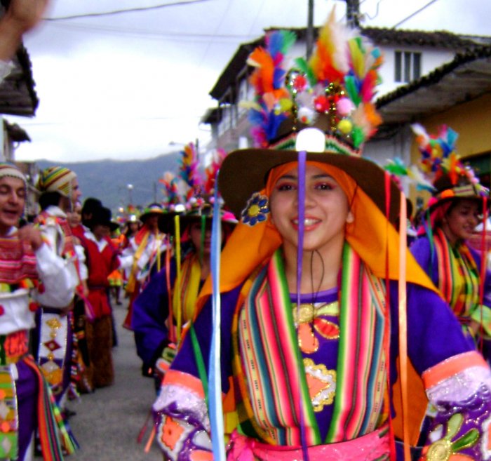 Боливия Национальная одежда