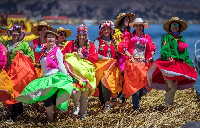 Боливия костюм