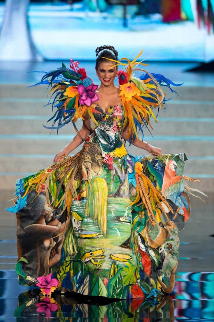 Национальные бразильские платья