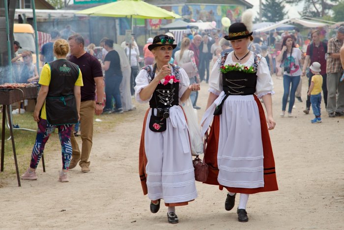 Костюмы поволжских немцев