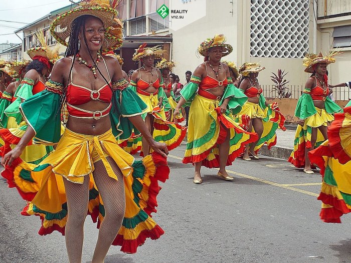 Национальный костюм Доминиканской Республики