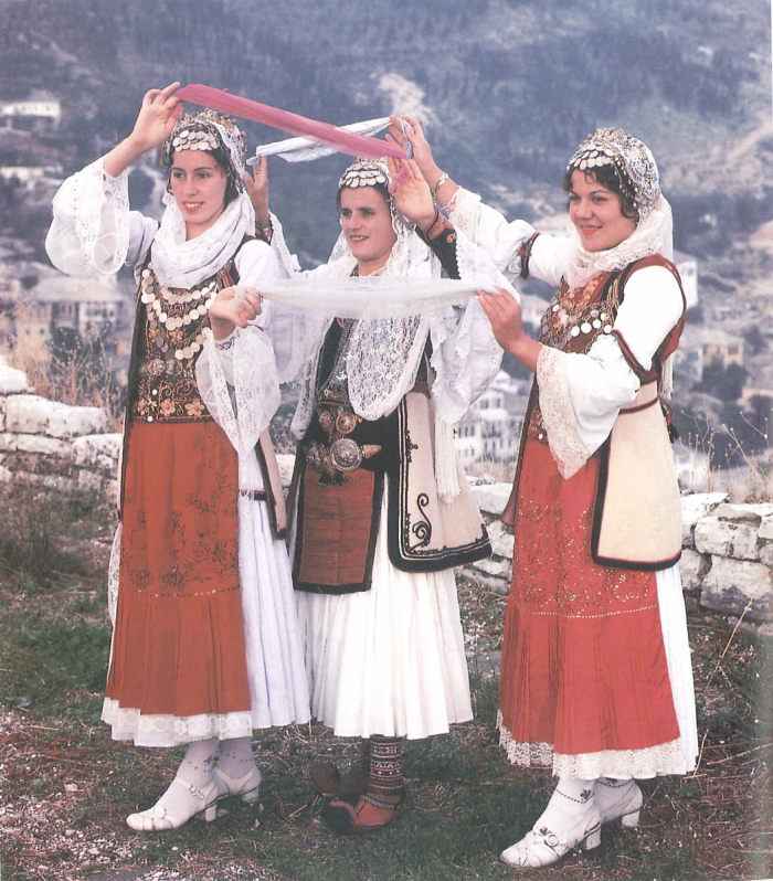 Одежда албанцев