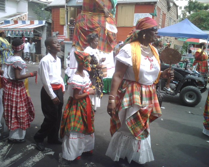 Доминика народ