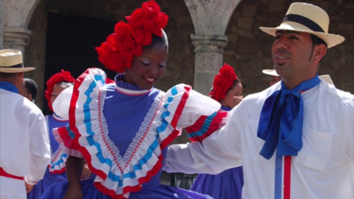 Кубинский национальный костюм