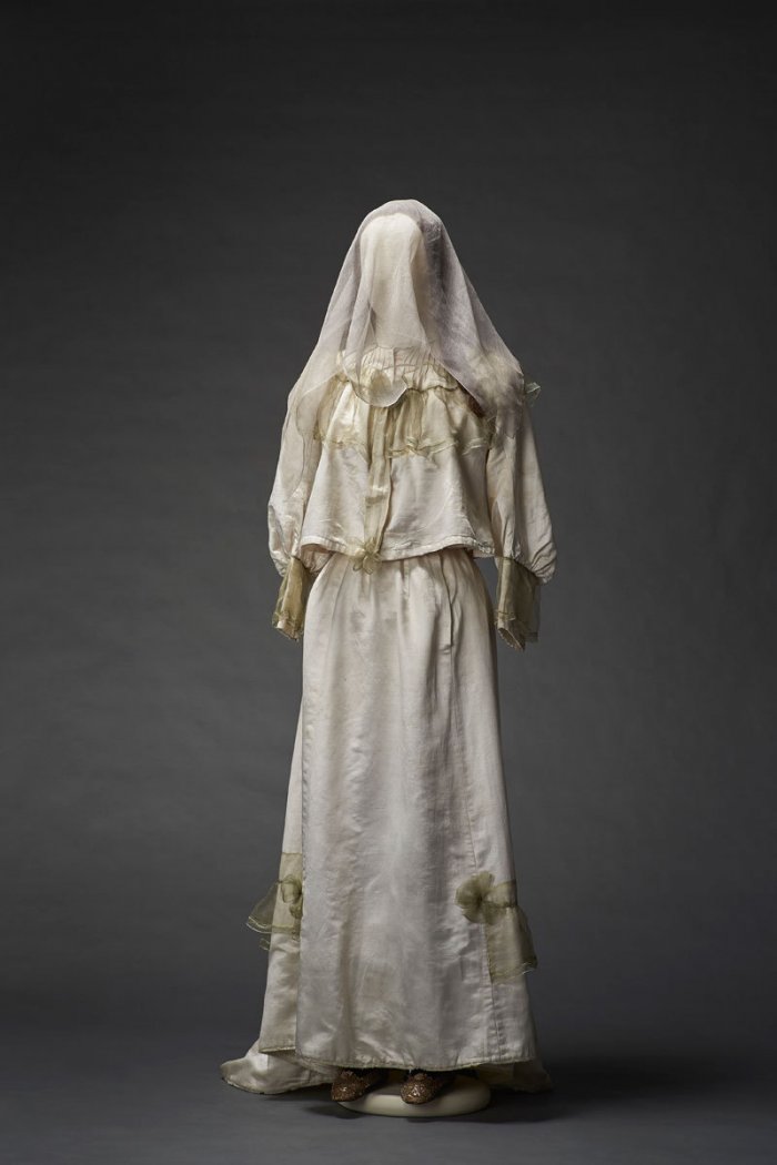 Еврейский свадебный наряд