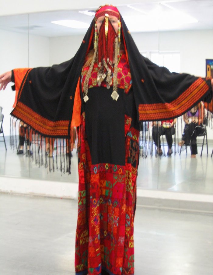 Национальная женская одежда Иордании