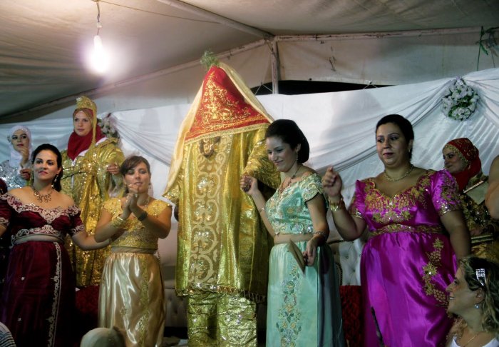 Акаба местные жители