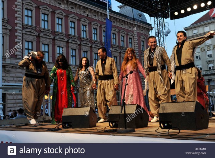 Национальная одежда Ирана женская