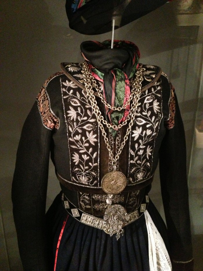 Норвегия зимняя одежда Национальная