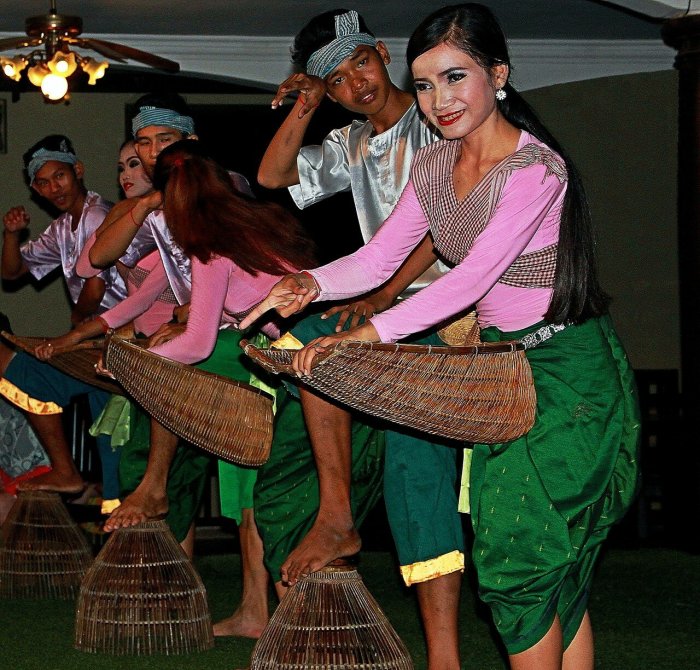 Шоу в ресторан Сием-рип