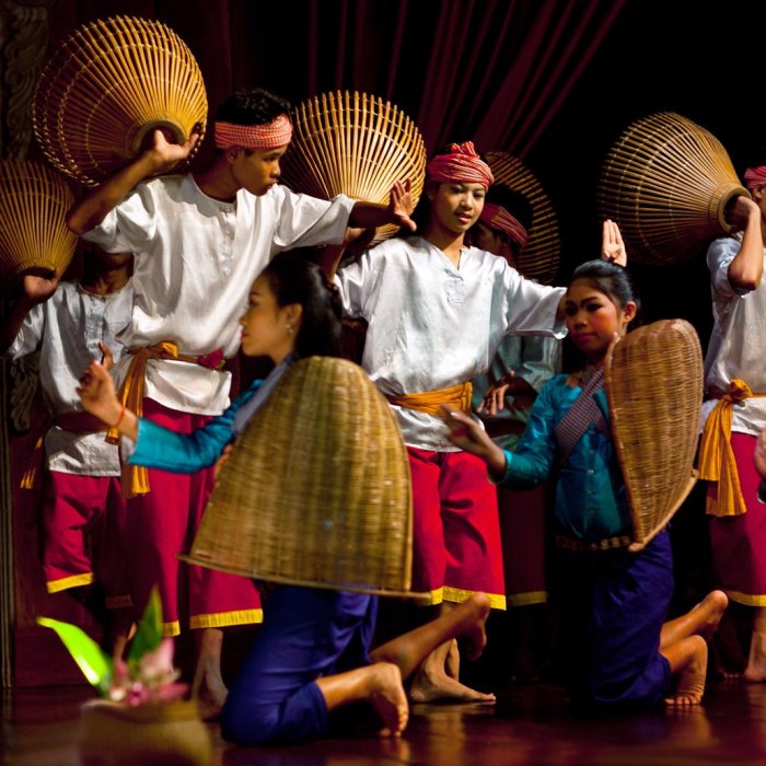 Камбоджа девушки танцы
