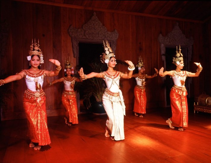 Танцевальное шоу Камбоджи — Апсара
