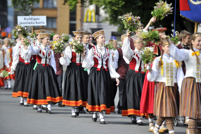 Национальный костюм Латвийской ССР