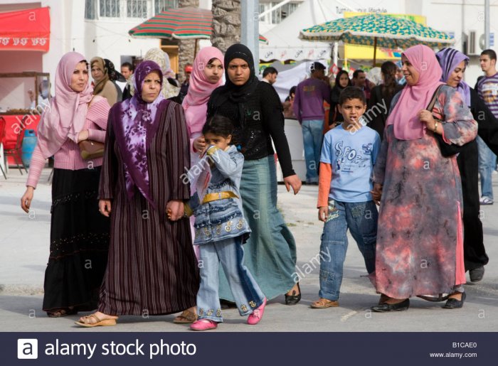 Ливия фото как одеваются