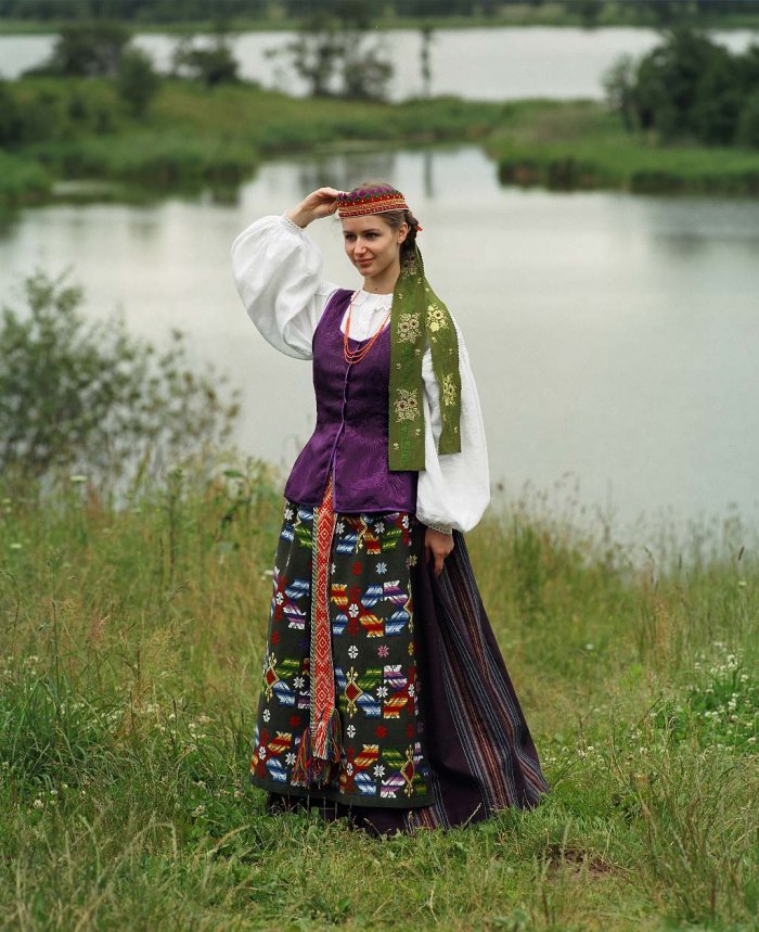 Литовский народный костюм