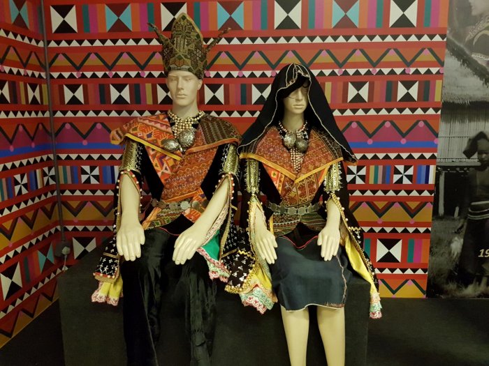 Малайская Национальная одежда