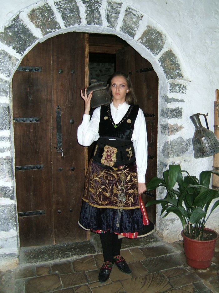 Национальный мужской костюм Мальты