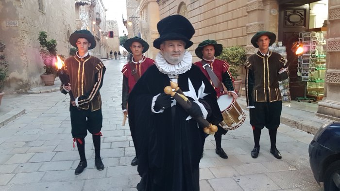 Национальная одежда Мальты