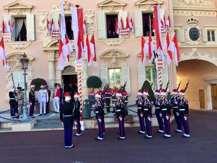 Обычаи Монако