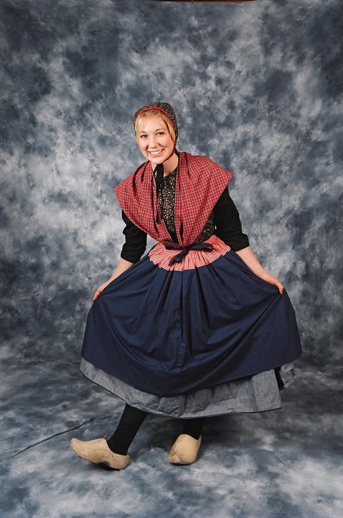 Нидерланды национальный костюм