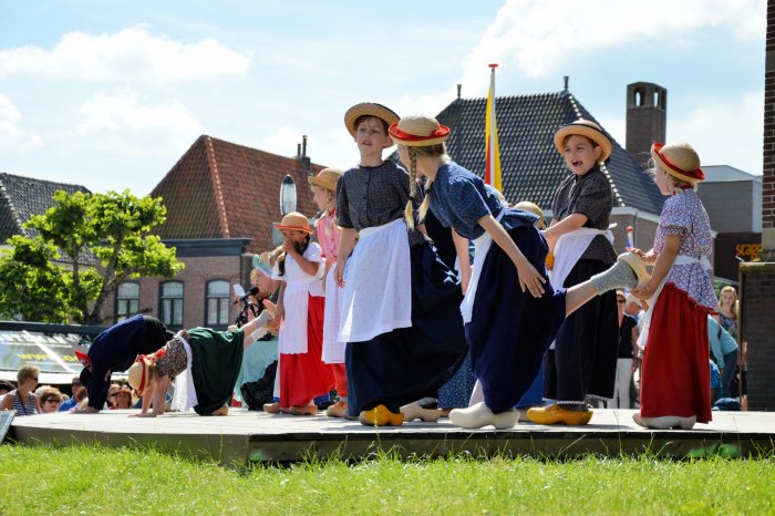 Голландцы костюм