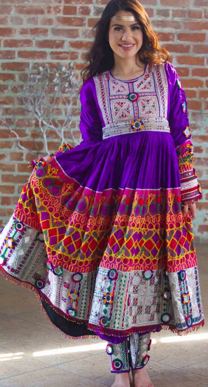 Драшти дхами в платье