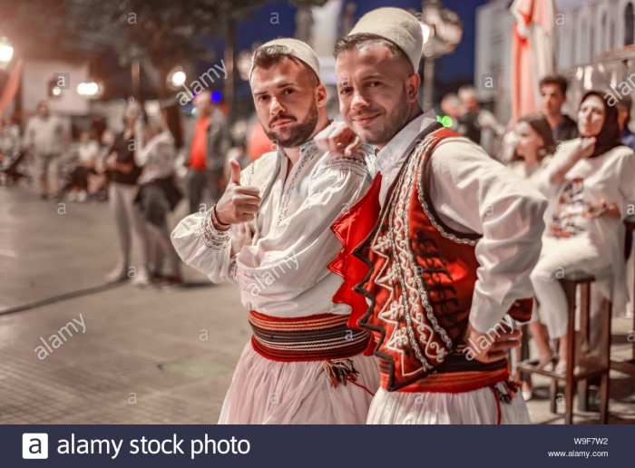 Македония национальный костюм